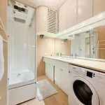 Poerio 7th Floor Jacuzzi Bath Apartment Mestre