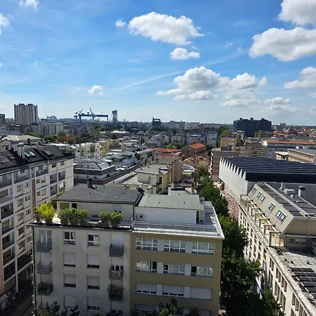Apartment Poerio 7th Floor Jacuzzi Bath