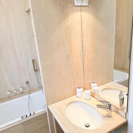 Poerio 7th Floor Jacuzzi Bath Apartamento Mestre