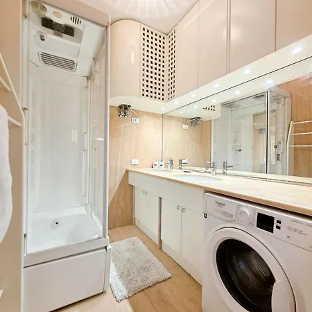 Poerio 7th Floor Jacuzzi Bath Apartamento Mestre