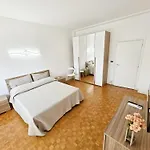Poerio 7th Floor Jacuzzi Bath Apartmán