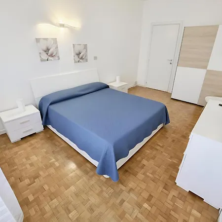 Apartmán Poerio 7th Floor Jacuzzi Bath *